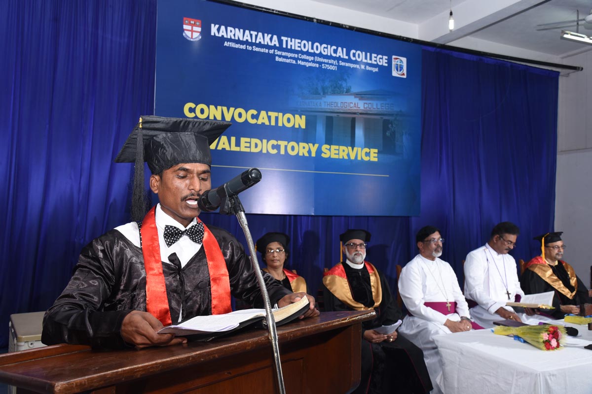 /news/valedictory_22/NKS_4370.jpg