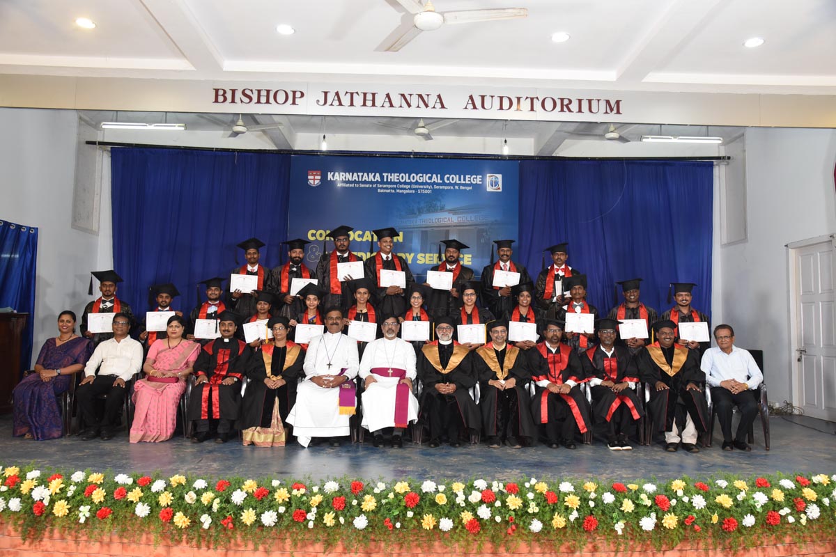 /news/valedictory_22/NKS_4670.jpg