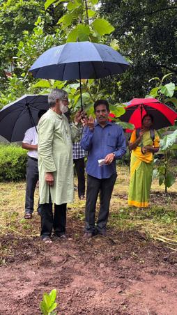 /news/vanamahothsava_26/img_4.jpeg