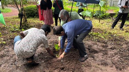 /news/vanamahothsava_26/img_8.jpeg